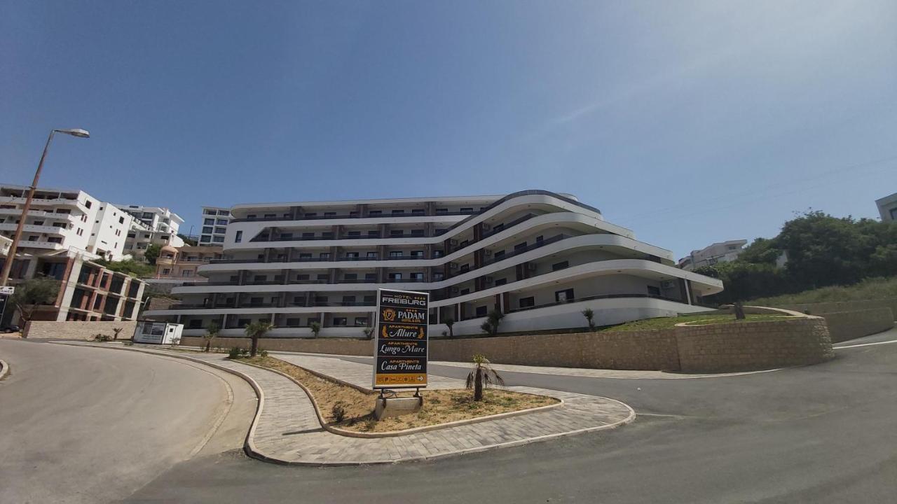 Allure Apartments 울친 외부 사진