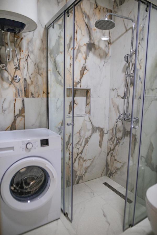 Allure Apartments 울친 외부 사진