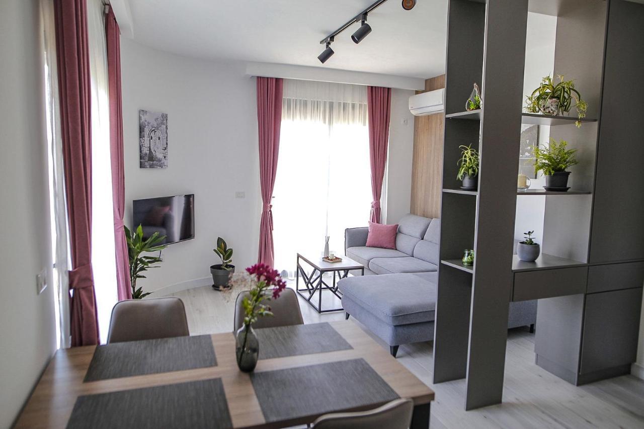 Allure Apartments 울친 외부 사진