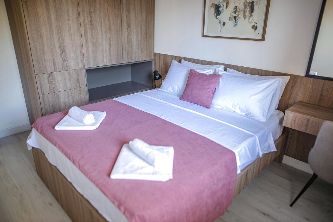 Allure Apartments 울친 외부 사진
