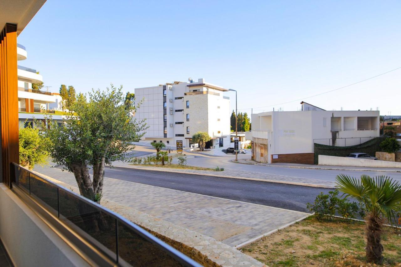 Allure Apartments 울친 외부 사진
